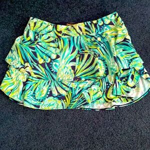 Lilly Pulitzer ruffle  skort size large